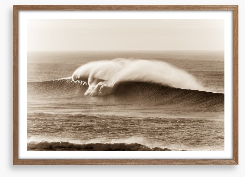 Crashing waves