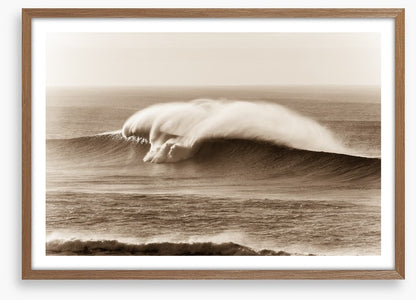 Crashing waves