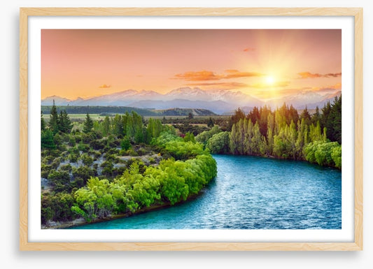 Last rays over the Clutha river