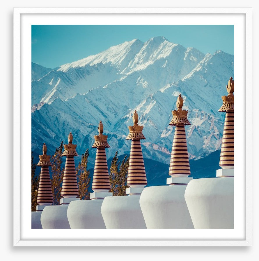 Shey Palace chortens