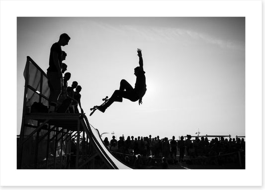 Half pipe plunge