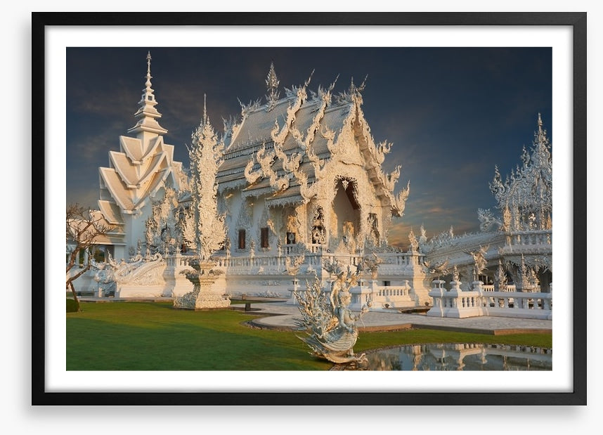 Wat Rong Khun, Thailand