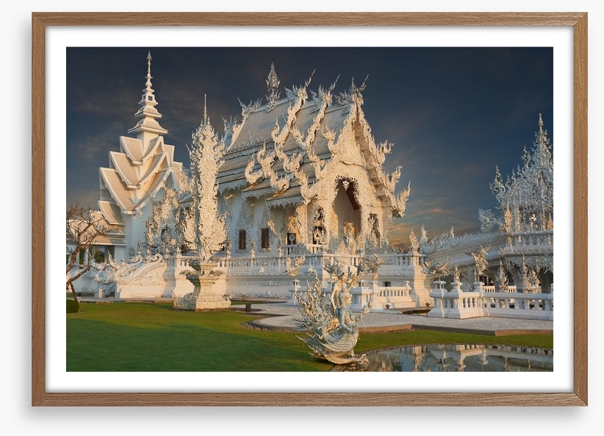 Wat Rong Khun, Thailand