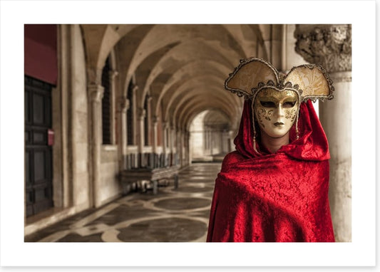 Scarlet masquerade