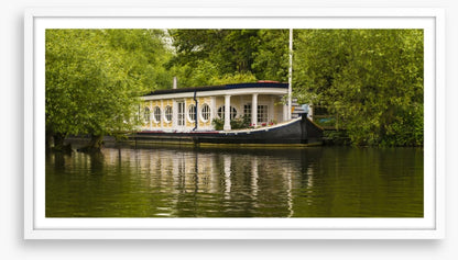 Beauty on the Thames