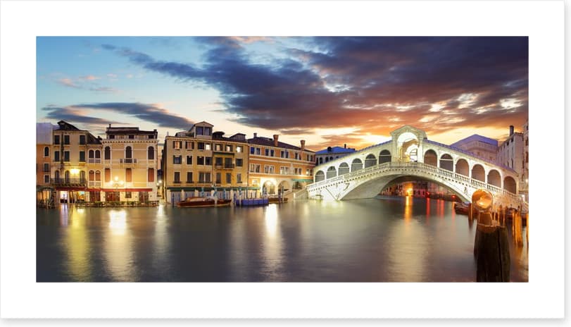Rialto bridge dusk