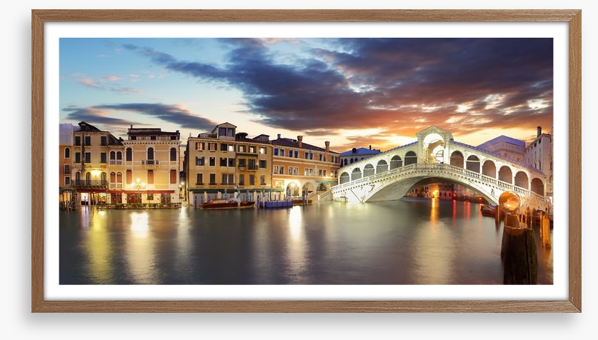 Rialto bridge dusk
