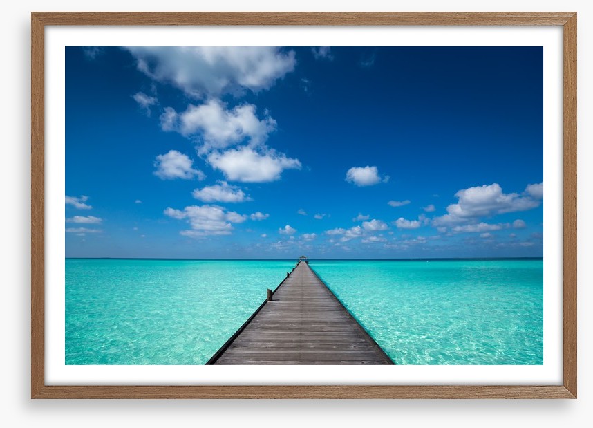 Pier into the horizon