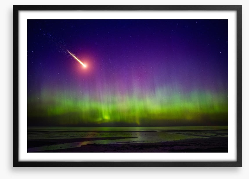 The aurora comet