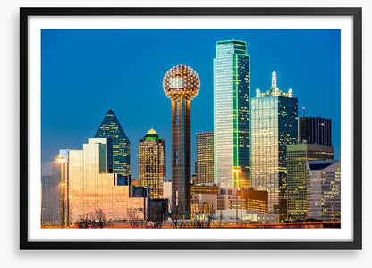Dallas dusk skyline