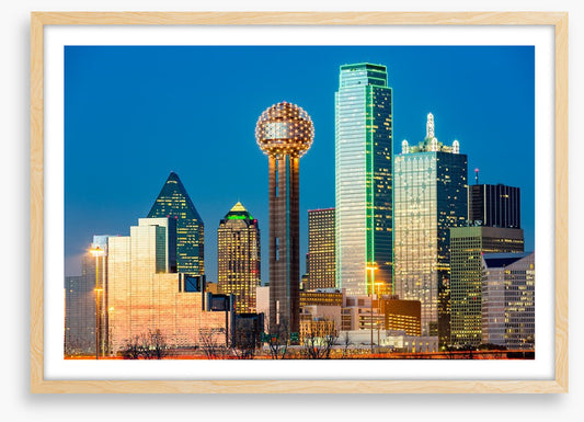 Dallas dusk skyline