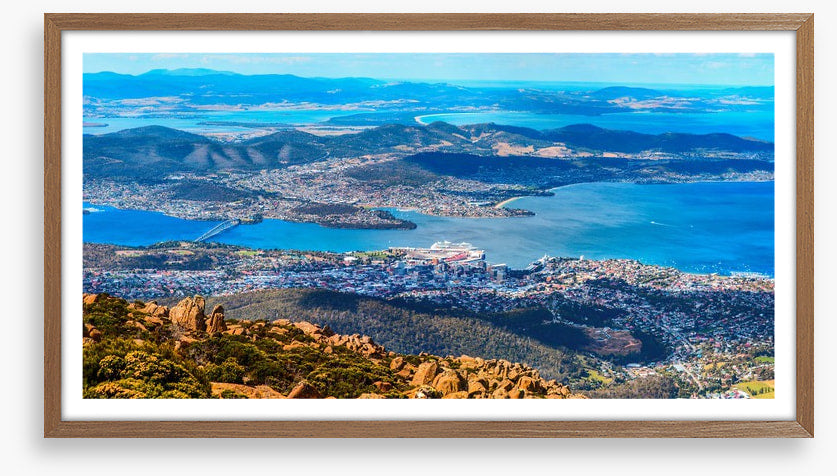 Hobart on the horizon