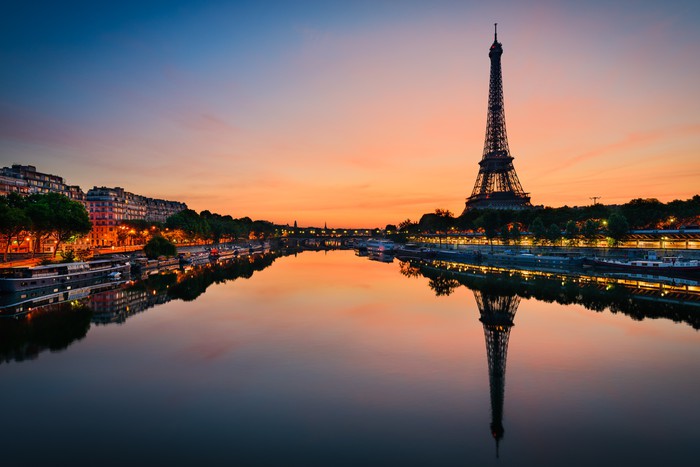 Sunrise on La Seine