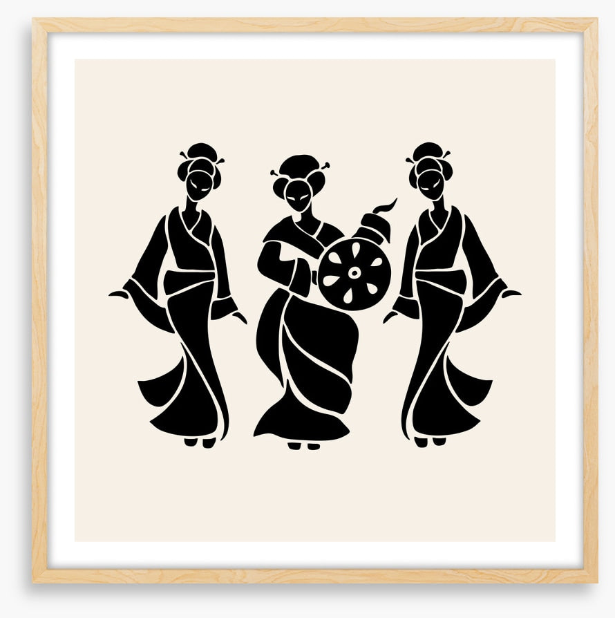 Fan dance trio