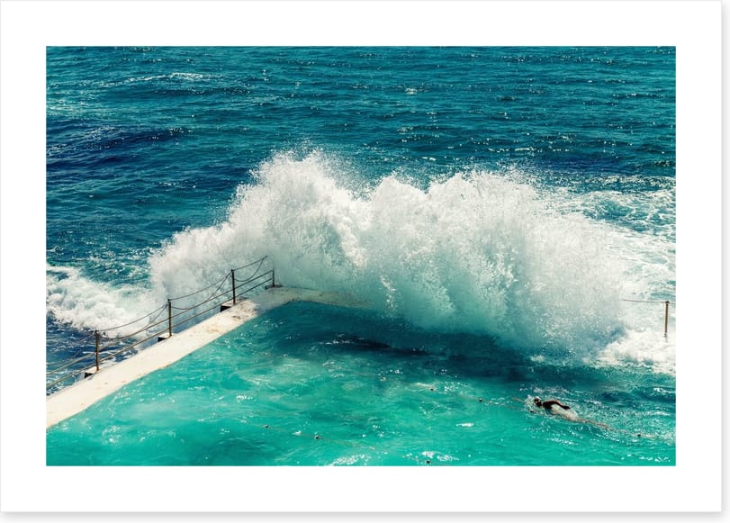 Iceburgs splash