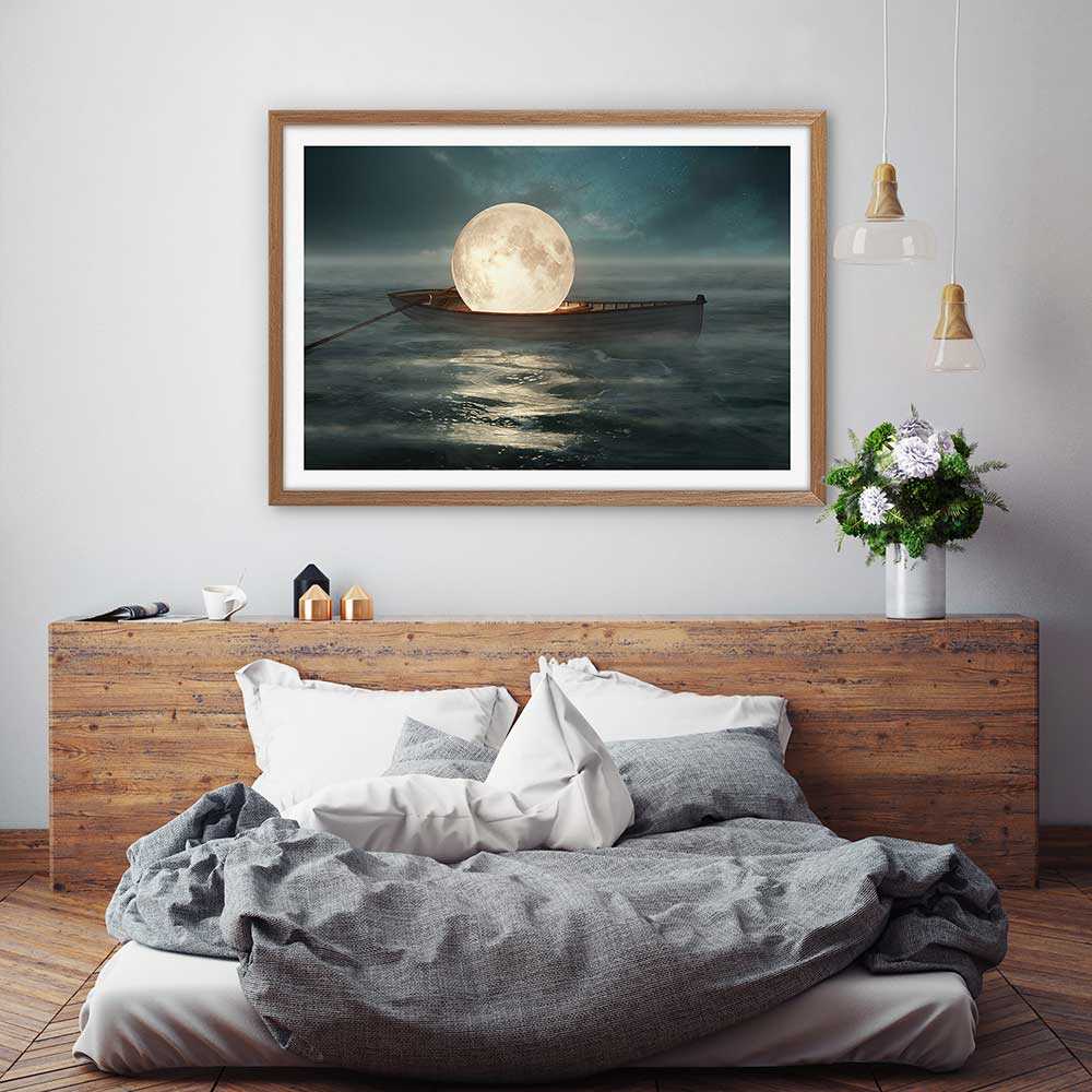 The moon boat