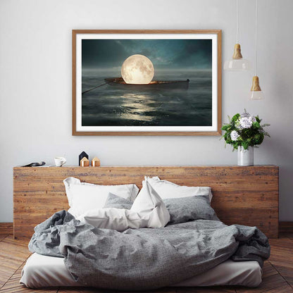The moon boat