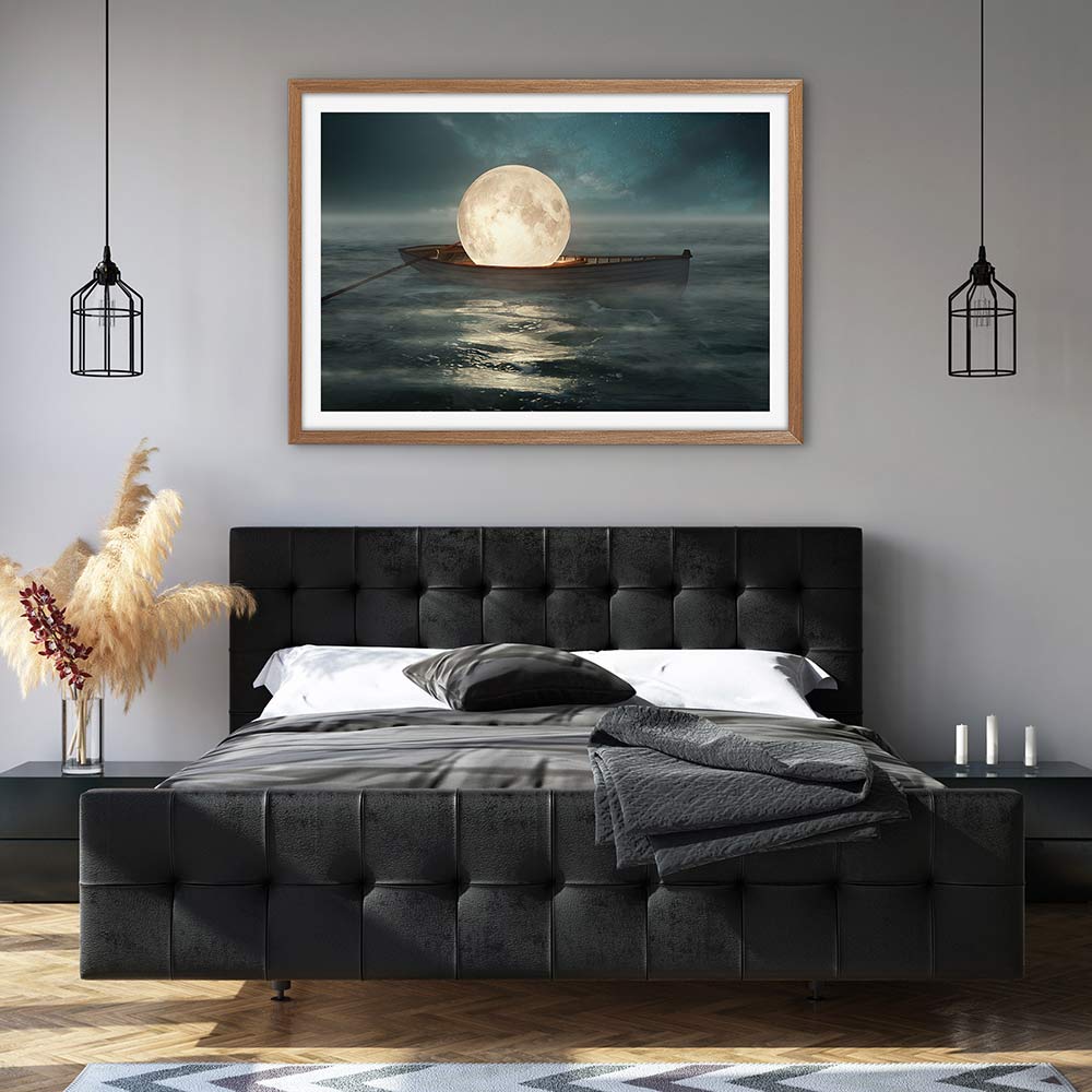 The moon boat
