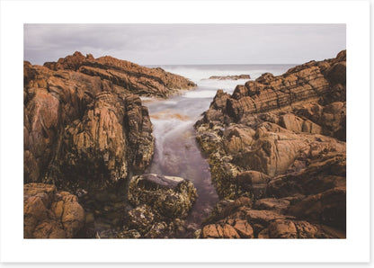 Australina_Landscape_Canvas_Bedhead_W90x60H_PinkRoom